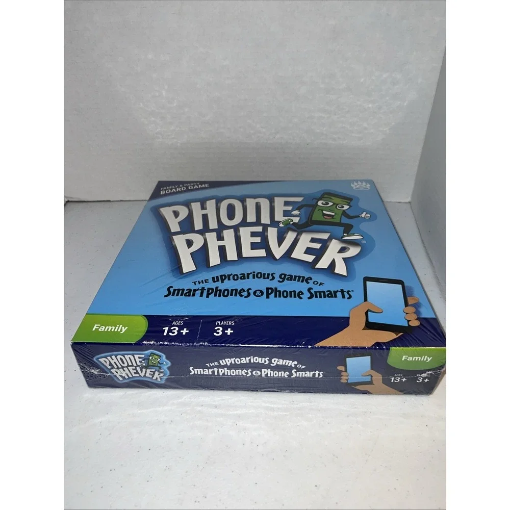 New Phone Phever Family & Party Board Game Smartphones & Phone Smarts Teens NIB